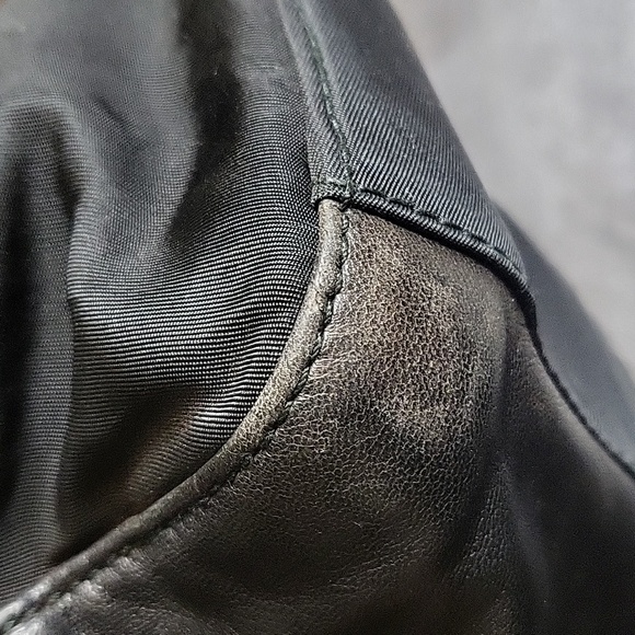 Prada shoulder bag - Picture 7 of 16